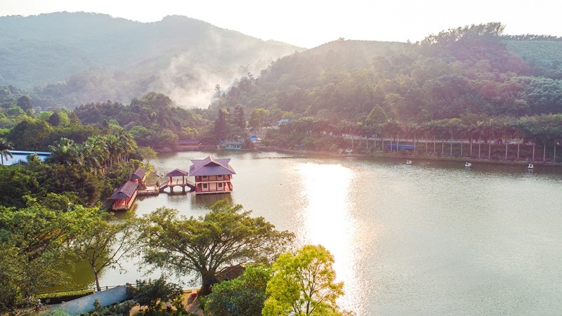 ảnh các địa điểm du lịch tại ba vì Ao Vua