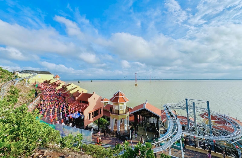 ảnh các địa điểm du lịch tại cửa lò Vinh Wonders Cửa Hội
