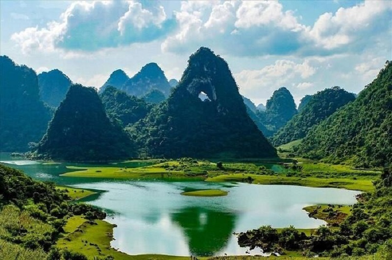 ảnh các điểm du lịch tại cao bằng Núi Mắt Thần