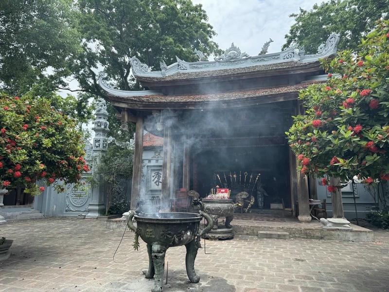 ảnh các điểm du lịch tại hưng yên Đền Chử Đồng Tử