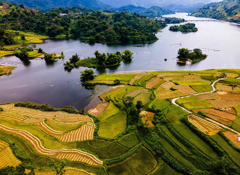 ảnh các địa điểm du lịch tại tuyên quang Hòn Cọc Vài