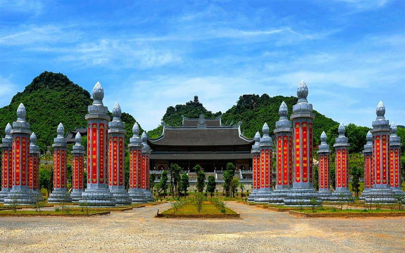 ảnh điểm tham quan tại khu du lịch tam chúc Vườn Cột Kinh