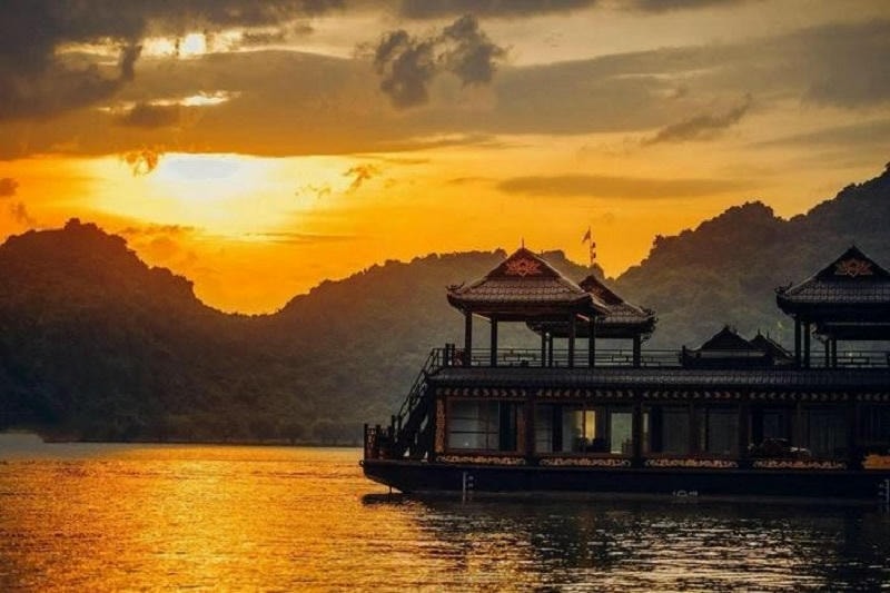 ảnh điểm tham quan tại khu du lịch tam chúc hồ tam chúc
