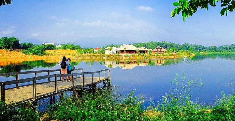 Ảnh điểm tham quan tại làng văn hóa du lịch các dân tộc Việt Nam Hồ Đồng Mô