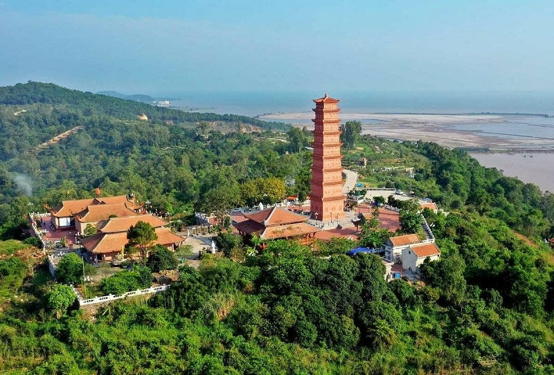 ảnh các địa điểm du lịch tại hải phòng tháp tường long