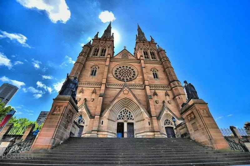 ảnh các điểm du lịch nổi tiếng tại sydney Nhà thờ St Mary's Cathedral